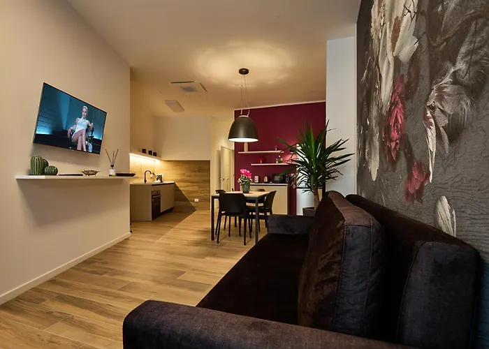 Апартаменты In Town *